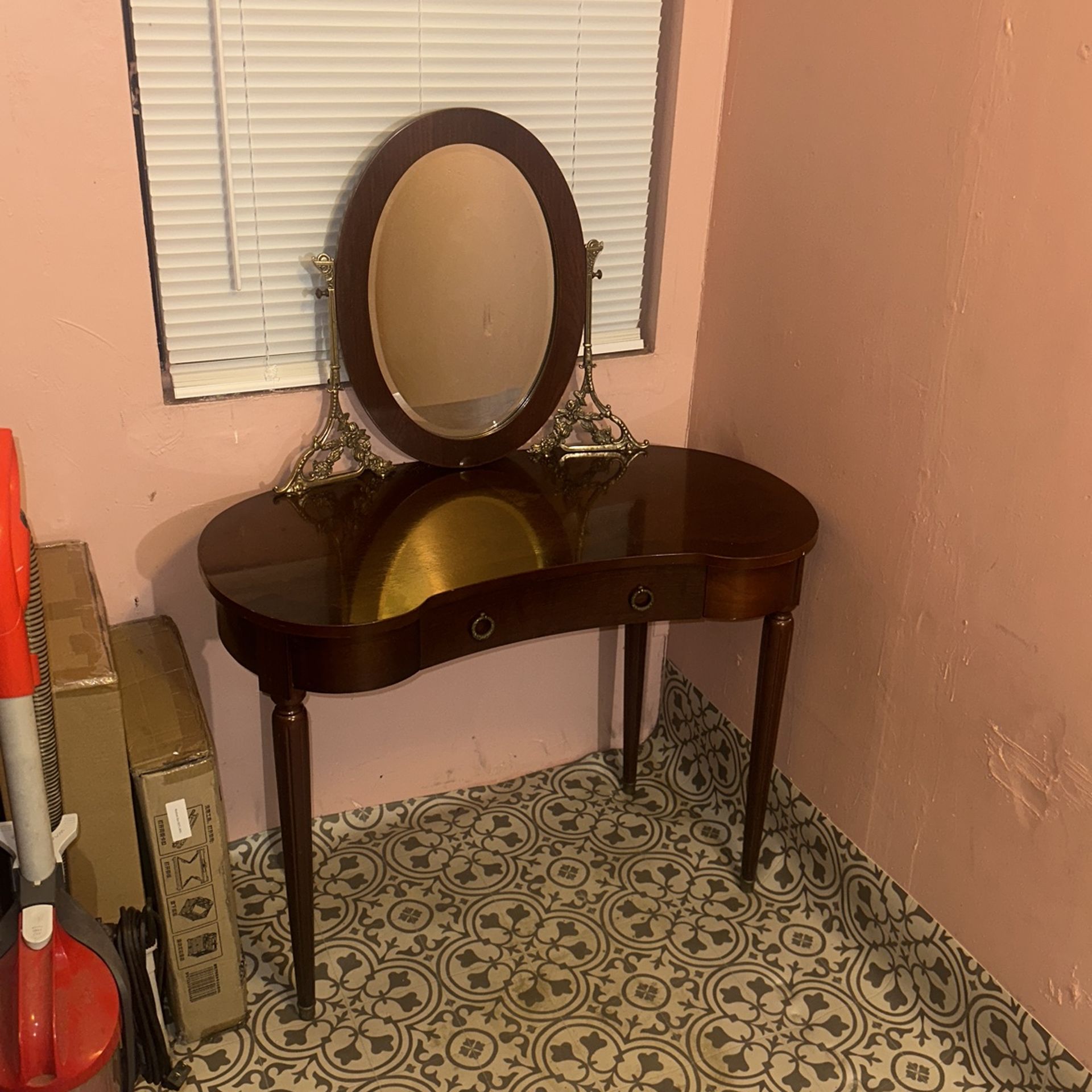 Vintage Antique Wooden Vanity Dresser Table With Mirror