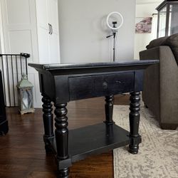 Side Table / Nightstand 