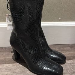 Woman ZARA Boots 