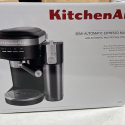 KitchenAid Semi-Automatic Espresso Machine and Automatic Milk Frother KES6404BM