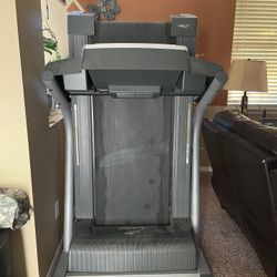 C2100 Nordic track Treadmill