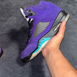 Jordan 5 Retro Alternate Grapes