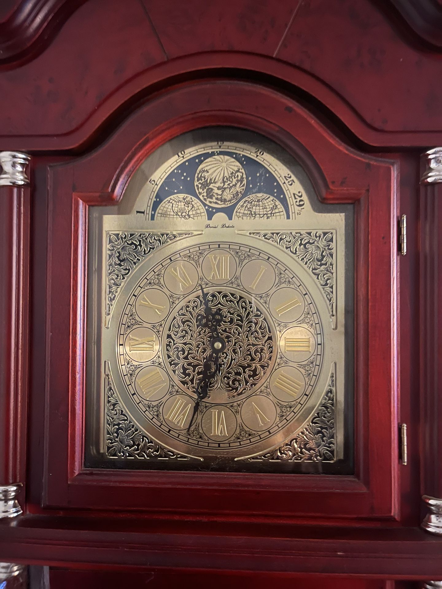 grandfather clock. for Sale in Tucson, AZ OfferUp