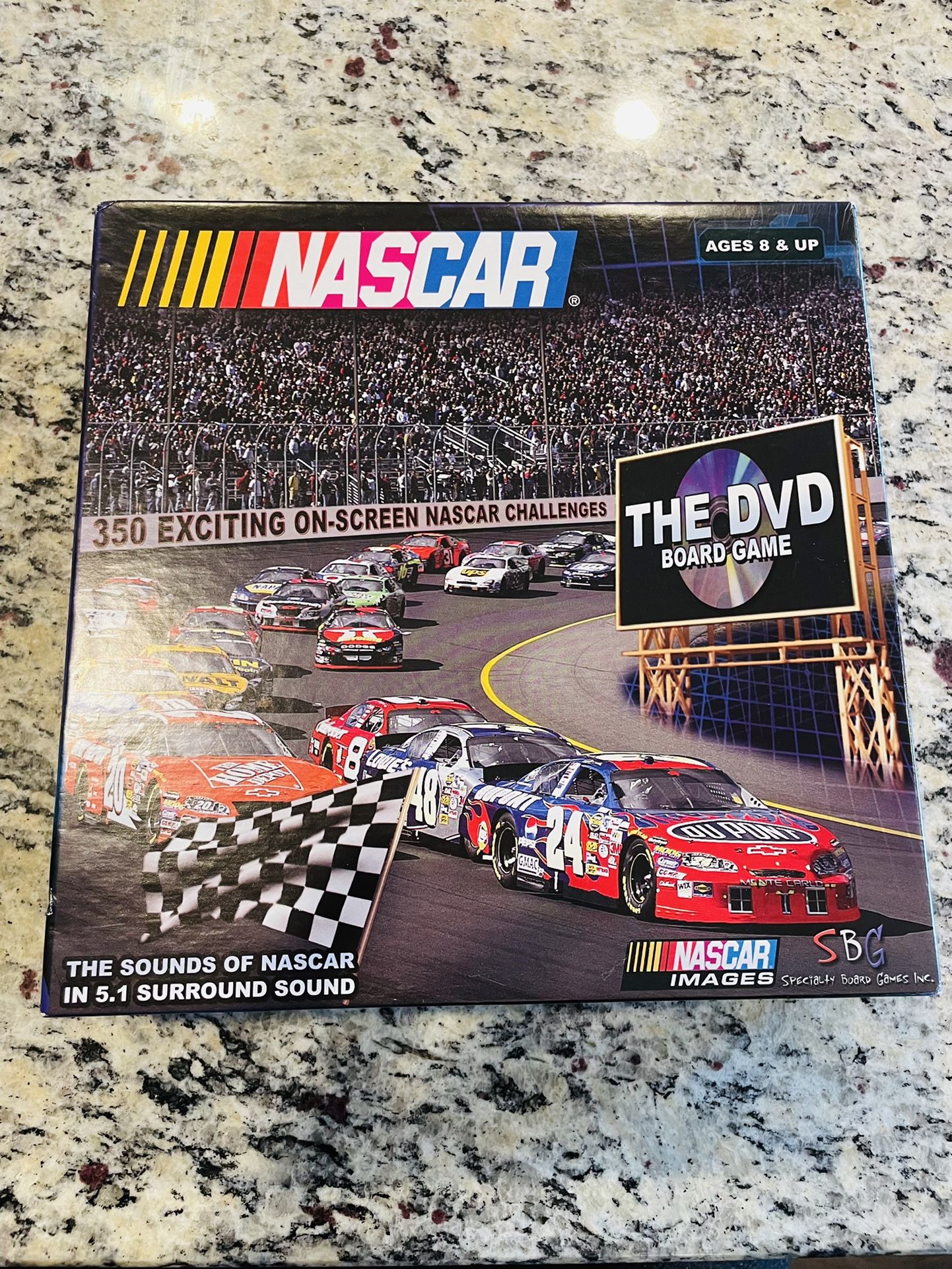 NWT 2005 NASCAR dvd Board Game
