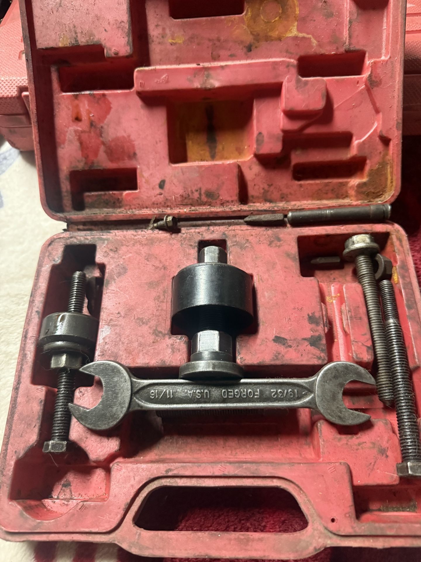 Pulley Puller/Installer Kit.