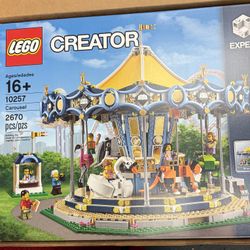 Lego Carousel 10257 Discontinued NIB