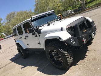 2013 Jeep Wrangler 33k miles