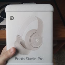 Beat Studio Pro Headphones 