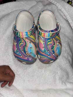 Crocs size 7 womens