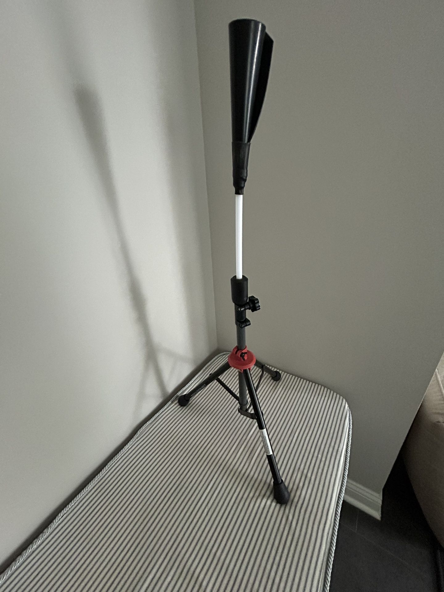 TRIPOD BATTING TEE