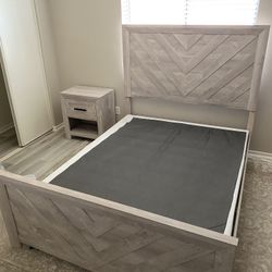 Queen Bedroom Set