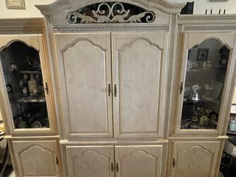 Entertainment Center $250 OBO