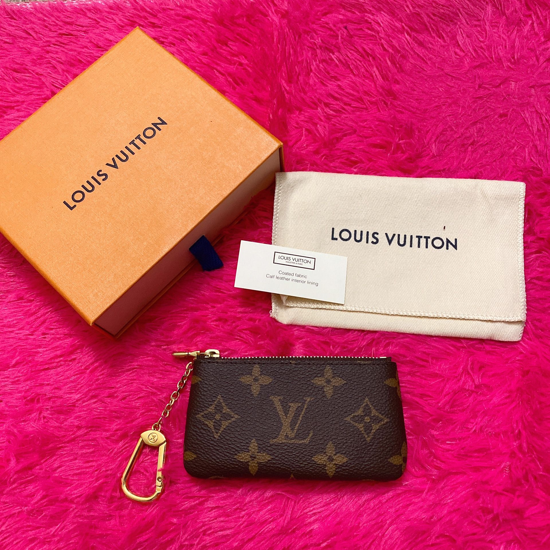 Authentic Louis Vuitton Key Pouch/Key Cles
