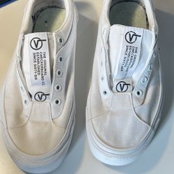 3 Pairs 8.5 Vans For $100