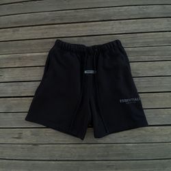 Essentials Shorts