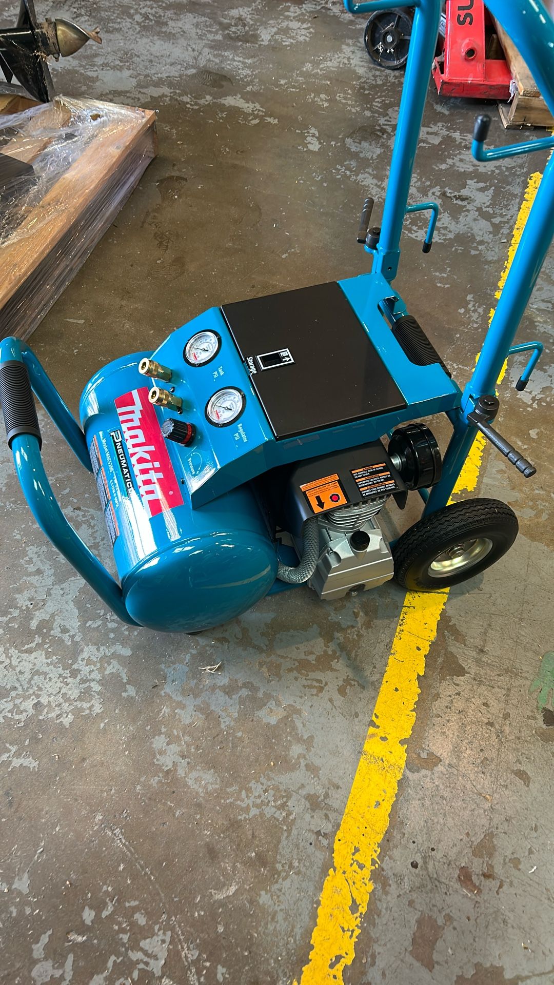 New Makita Compressor