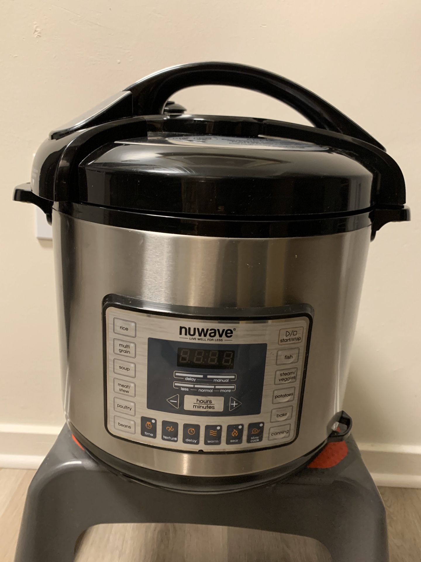 NuWave 8QT Pressure Cooker