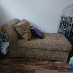 Lounge Couch Very Comfortable 