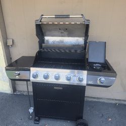 ASADOR. ...GRILL....EXCELLENT  CONDITION 