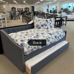 LORETTA DAYBED❤️✨ we have delivery 🚛👍🏼 today only $49 down payment Price: $299