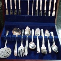 VNTG 1938 Prestige Plate Grenoble Flatware W/Case 