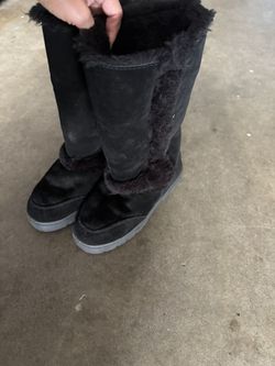 Boots Size 6