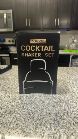 Cocktail Shaker Set
