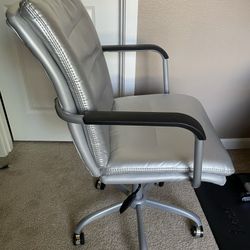 Desk Chair- faux LEATHER SOFT - Silver