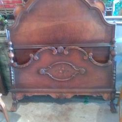 Beautiful Solid Wood Twin Bed