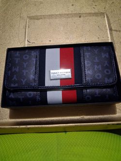 Tommy Hilfiger wallet