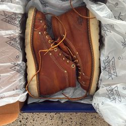 Thorogood Boots Men’s 6 D