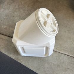 Dog Kibble Container