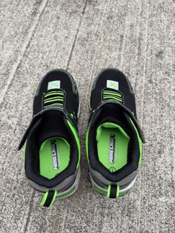 Minecraft Boys Light-Up Sneakers Size 1 - Black/Neon Green, Hook & Loop Strap