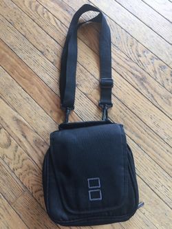 Nintendo DS universal carrying case