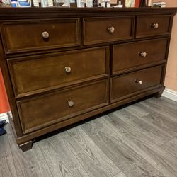 Wood Dresser 