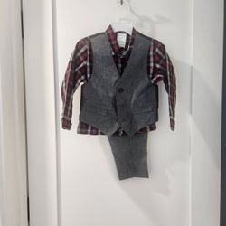 Van Heusen 2T ( 4 Piece Set) 