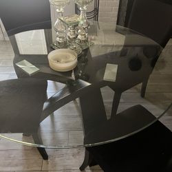 Circle Glass Table 