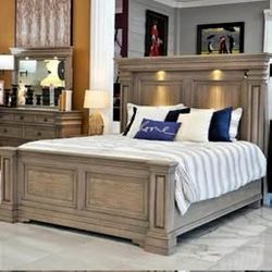 Bedroom Set with Lights🛏️NO Credit Needed💰Same Day Delivery 🚚
