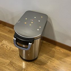 Simplehuman Pet Food Storage Container 