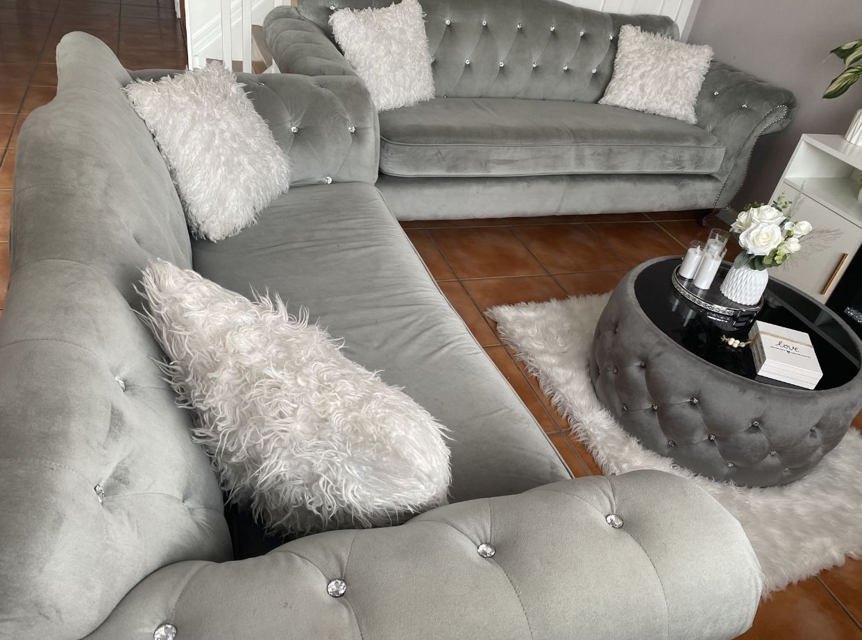 Sofa set