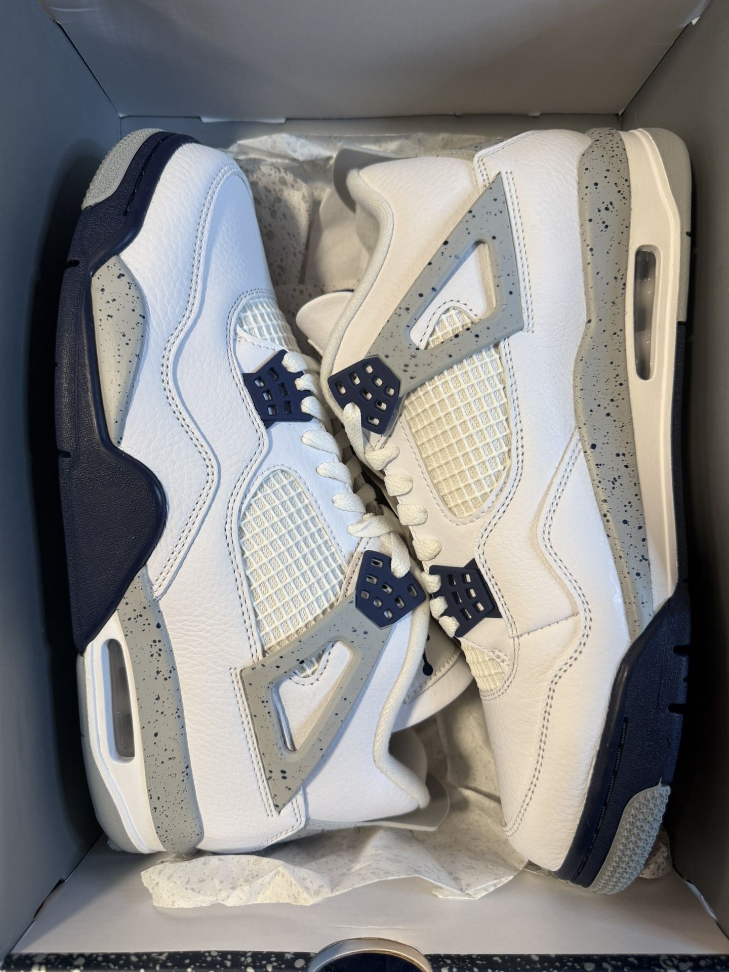 Jordan 4 Midnight Navy Size 10.5