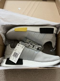 Adidas NMD_R1 Men Shoes Size 9 (((BRAND NEW)))