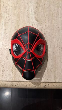 Spider man mask