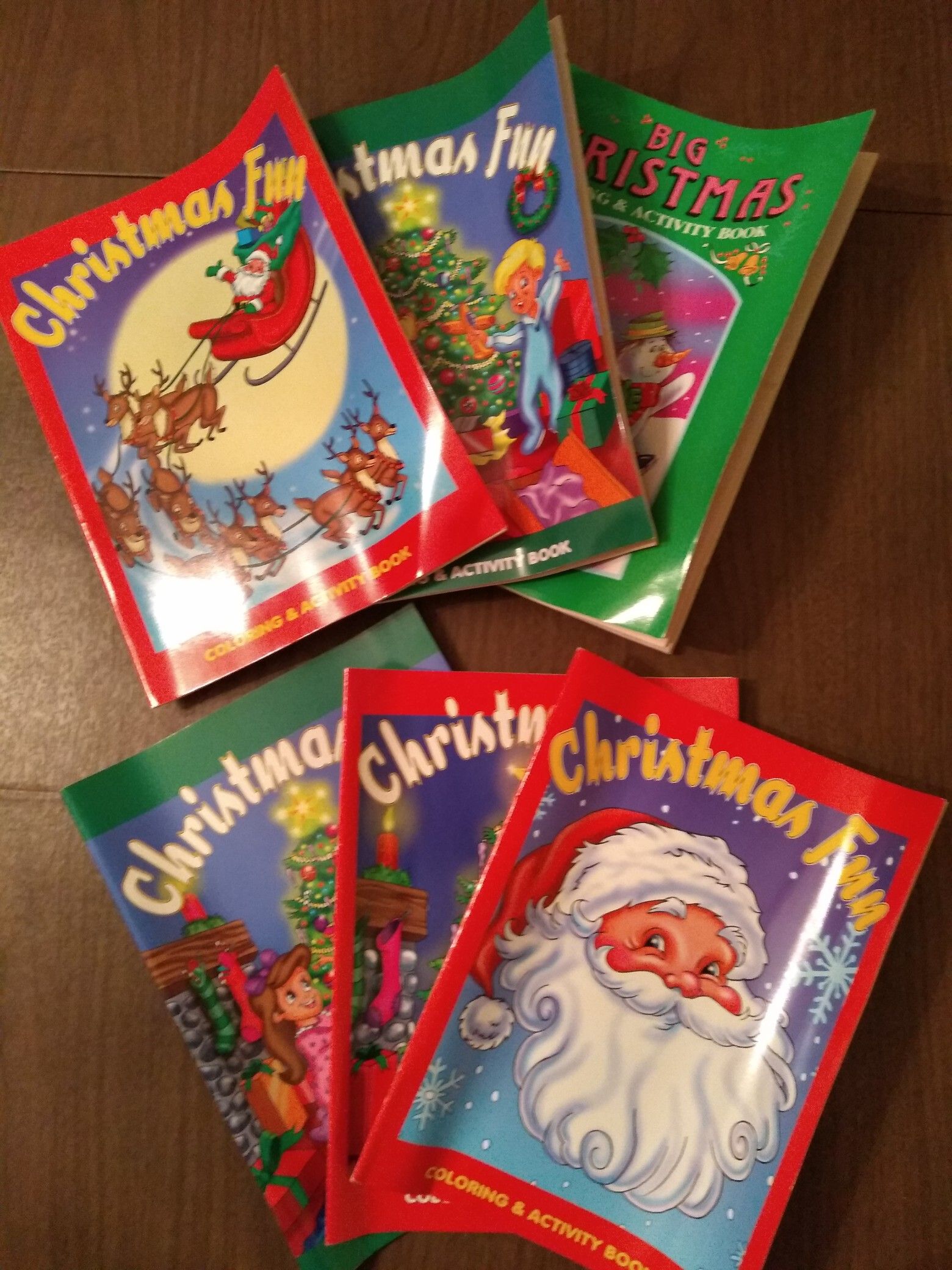 7 children's Christmas coloring and activity books (new)