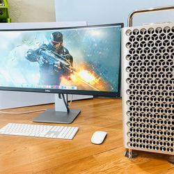 APPLE MAC PRO 2019 3.5GHz 8CORE INTEL XEON W 48GB RAM 2TB SSD RADEON PRO 580X 8GB Graphics!!!!!