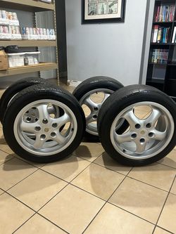 Porsche Cup 2 wheels