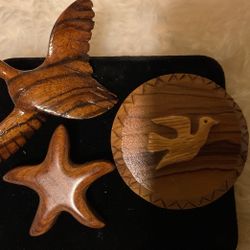Wooden Star Fish,goose,and Bird Brooches…