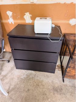 Dresser