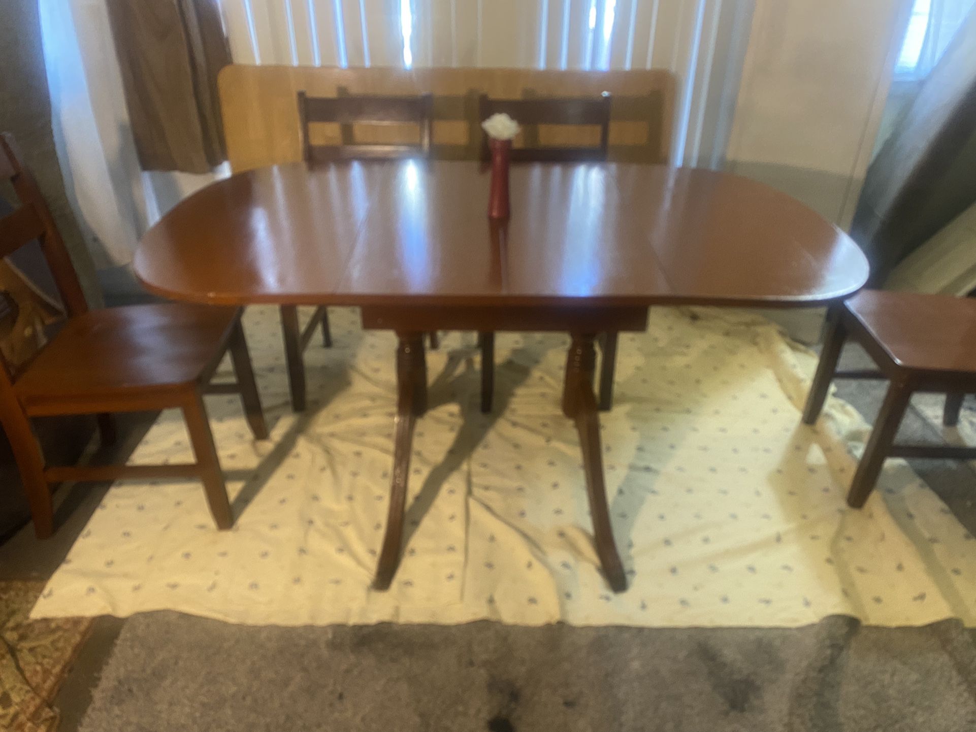 Duncan Phyfe Table Oval And 4 Chairs 