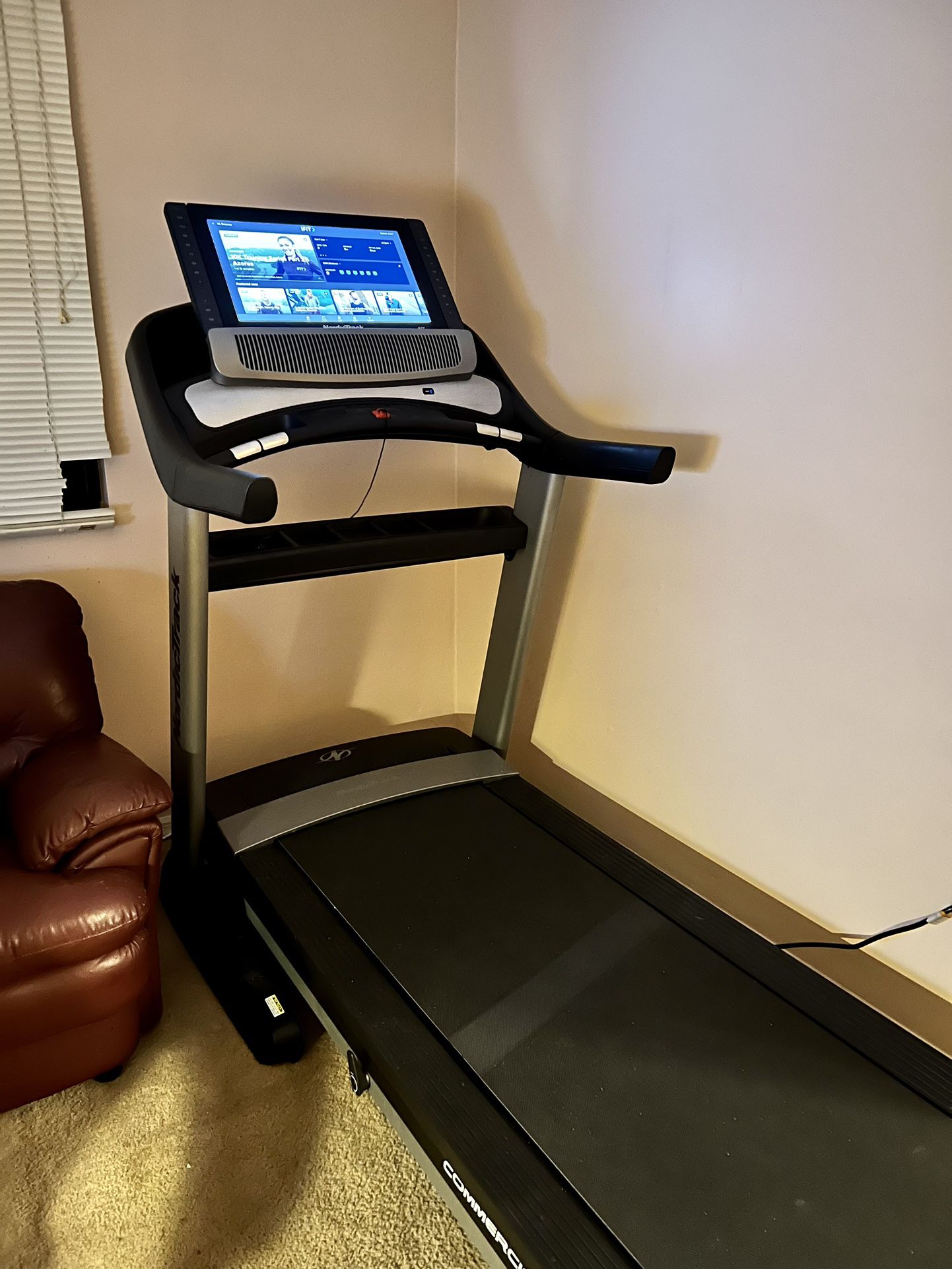 NordicTrack Treadmill (Commercial 2950)